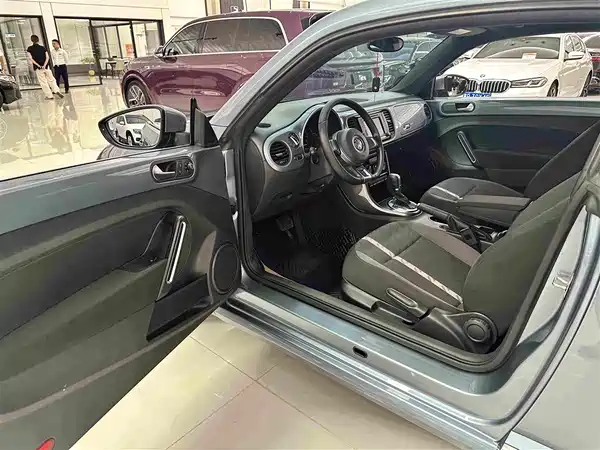 Volkswagen Beetle 2018