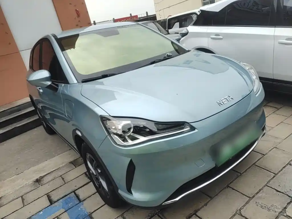 Neta V 2022