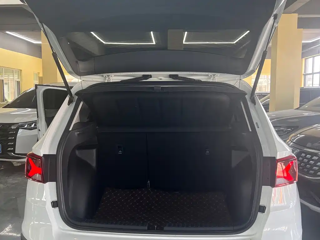 Jetta VS5 2023