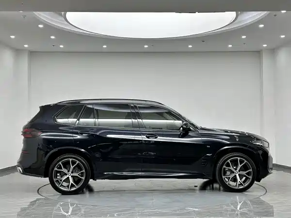 BMW X5 2025