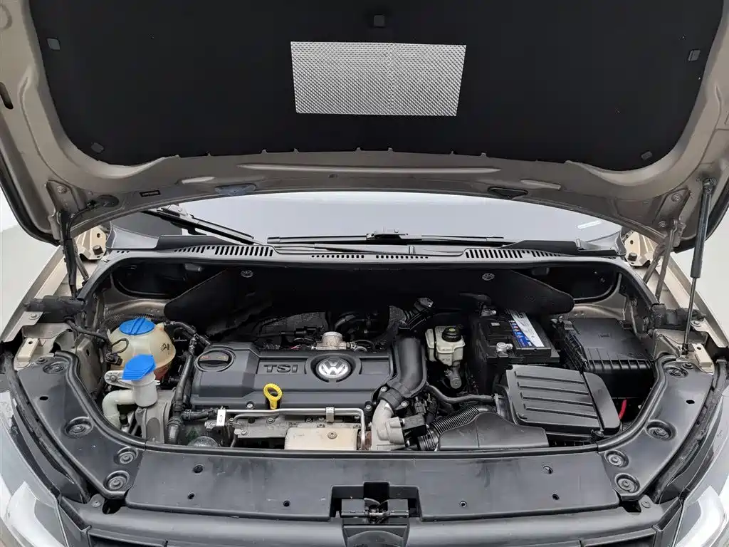 Volkswagen Touran 2015