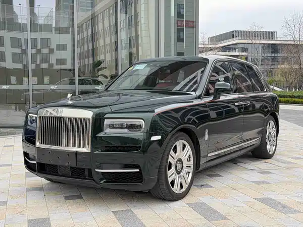 Rolls-Royce Cullinan 2022