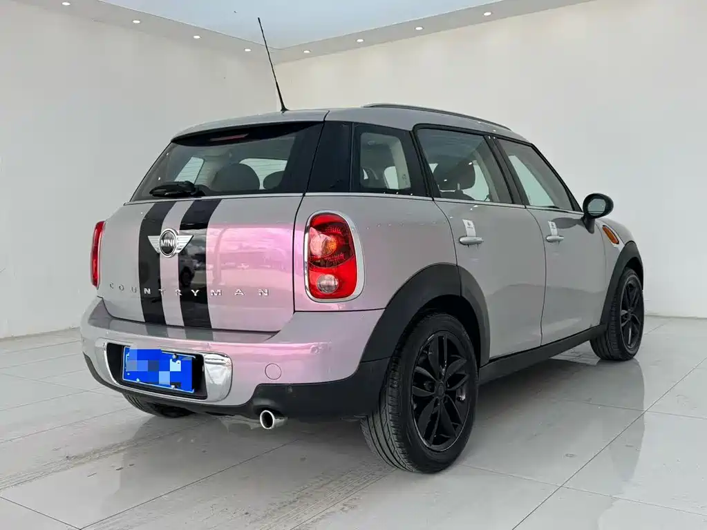 MINI Countryman 2016 — фото 15