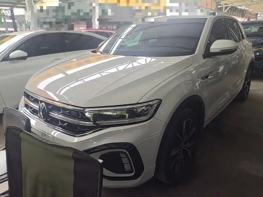 Volkswagen T-Roc 2024