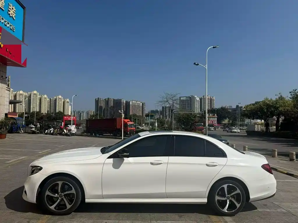 Mercedes-Benz E-Class 2018