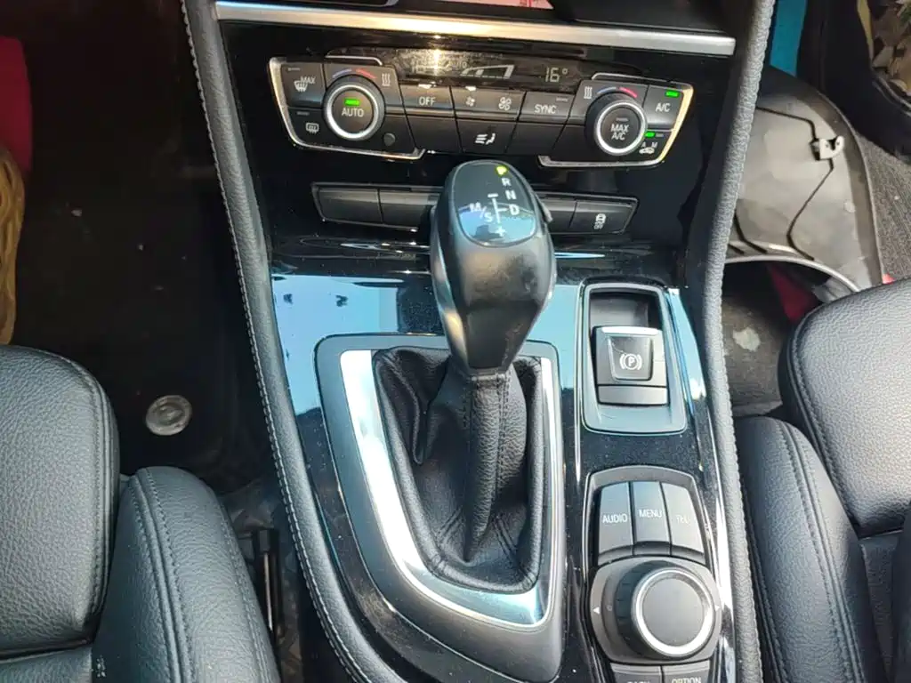 BMW 2 Series Station Wagon 2015 — фото 14