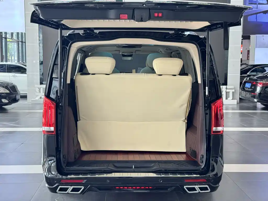 Mercedes-Benz Vito 2020 — фото 21