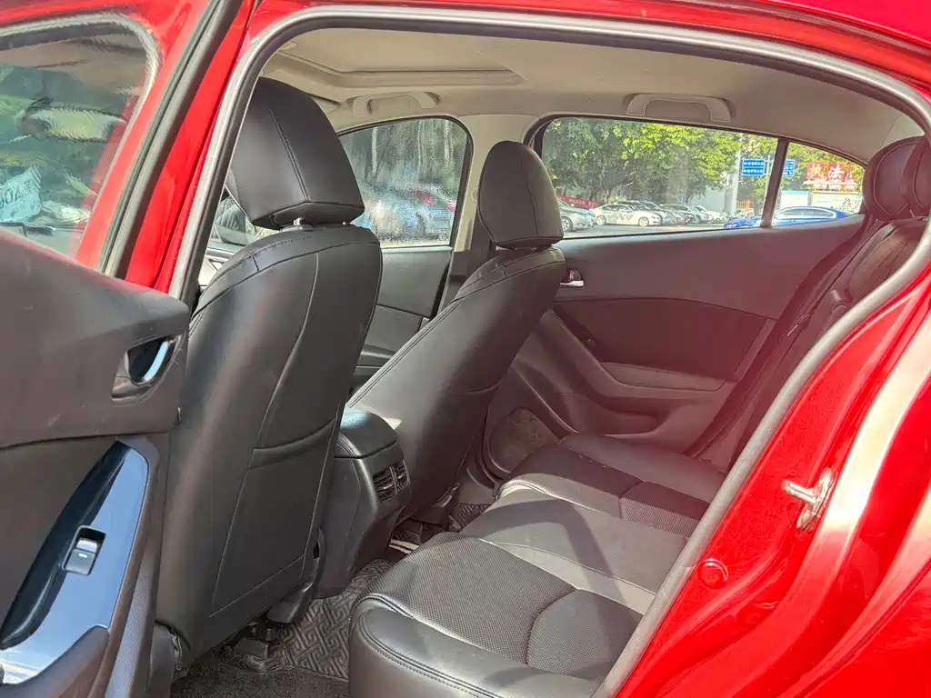 Mazda 3 Angkesela 2017
