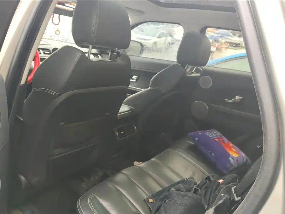 Land Rover Evoque 2013 — фото 11