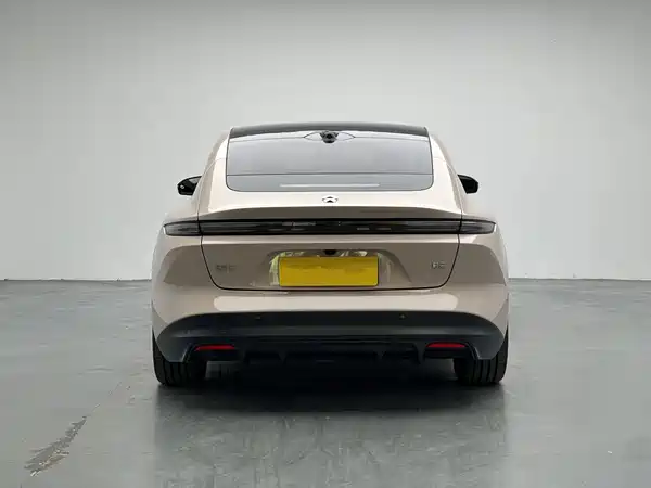 NIO ET5 2025