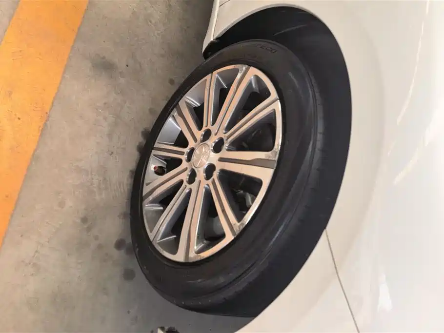 Peugeot 408 2017