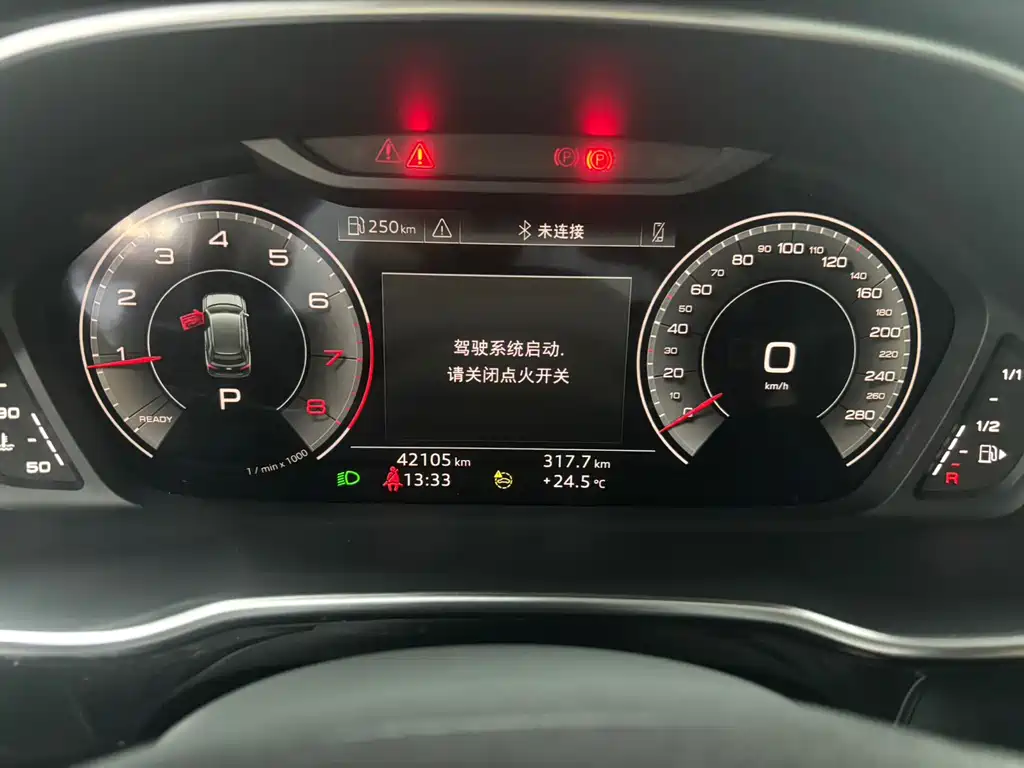 Audi Q3 2022 — фото 11