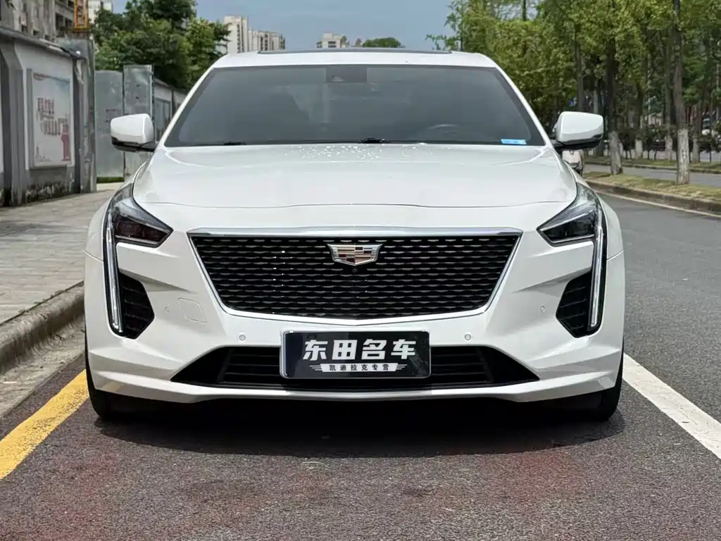 Cadillac CT6 2021 — фото 2