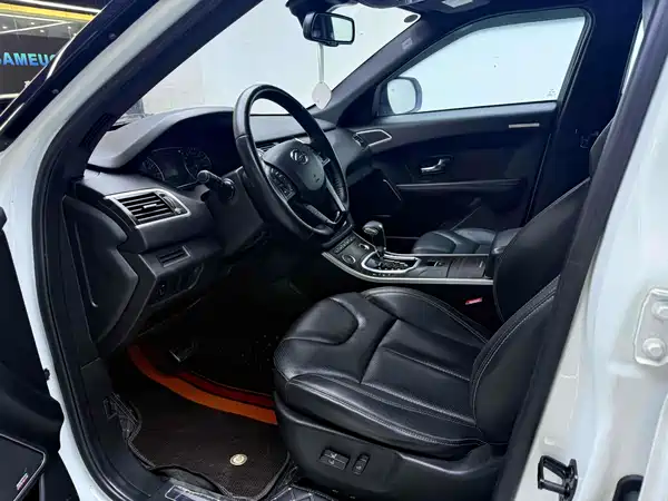 Landwind X7 2016