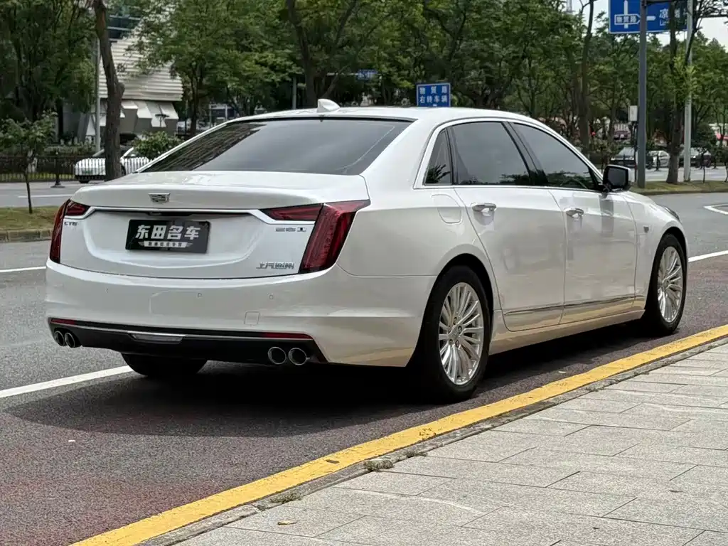 Cadillac CT6 2021 — фото 15