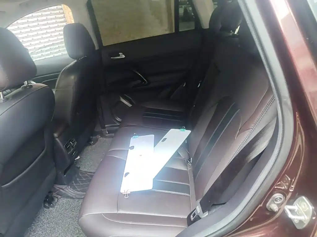 GAC Trumpchi GS4 2018 — фото 17