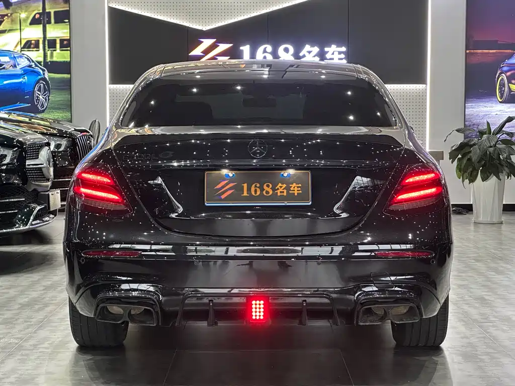 Mercedes-Benz E-Class 2019 — фото 17