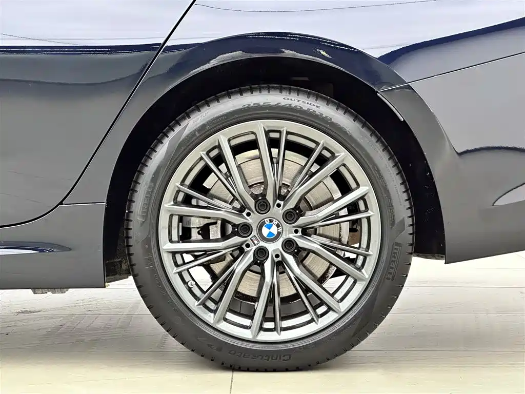BMW 3 Series 2022 — фото 18