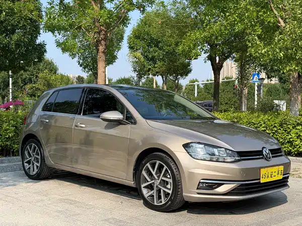 Volkswagen Golf 2020