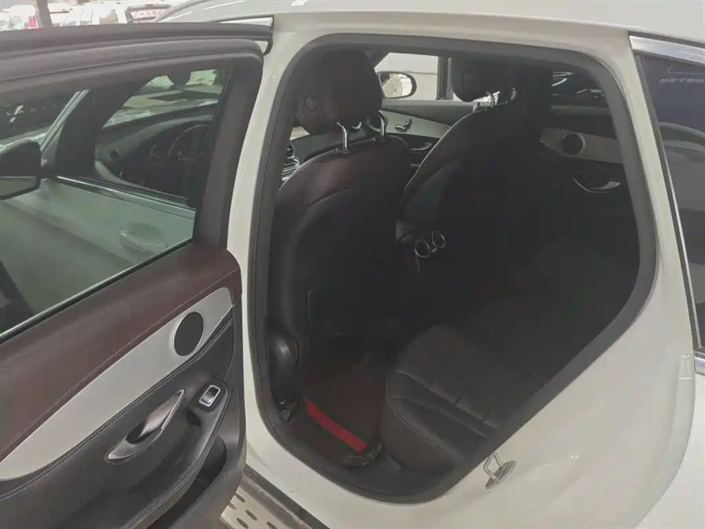 Mercedes-Benz GLC 2016
