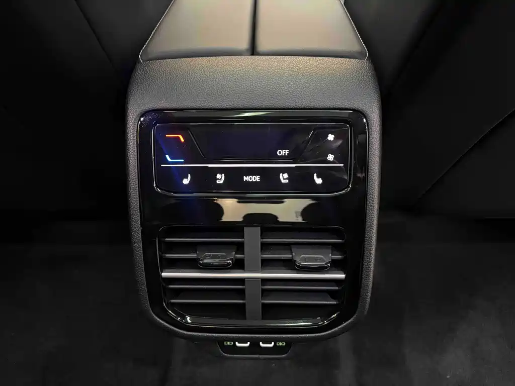 Volkswagen Passat 2024