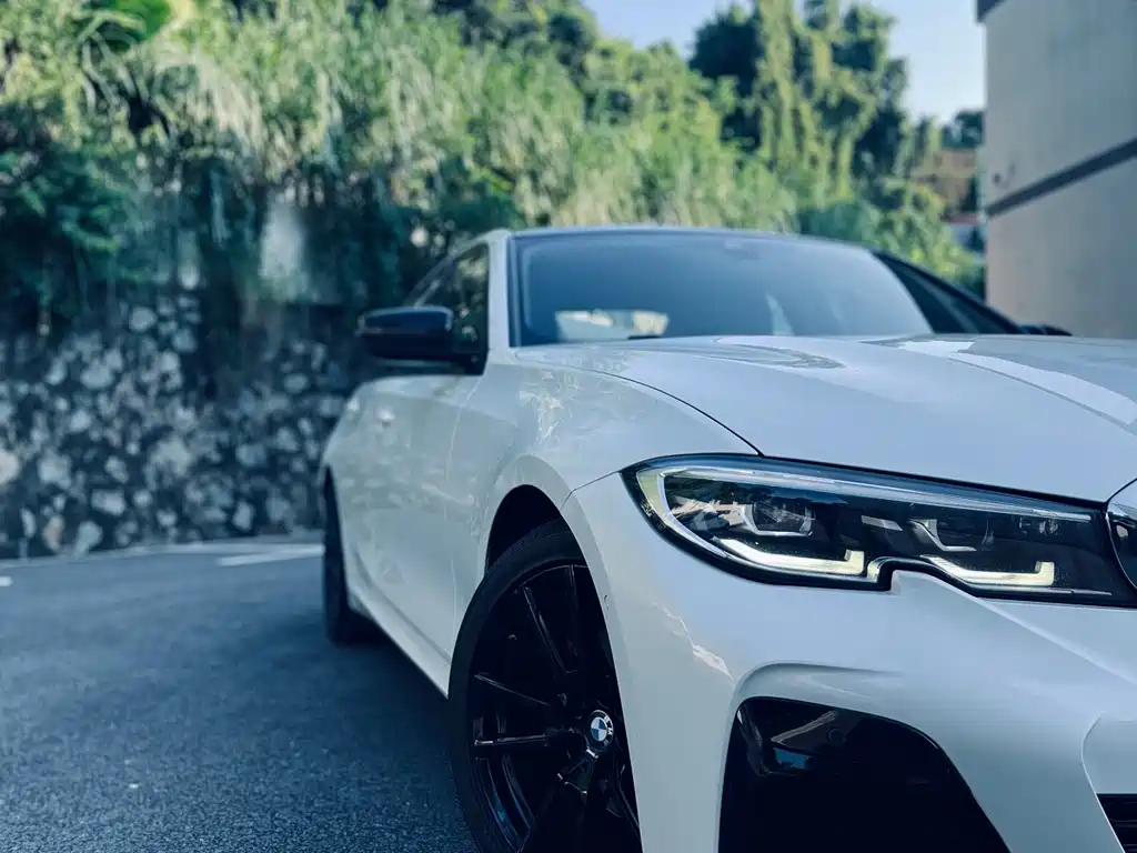 BMW 3 Series 2020