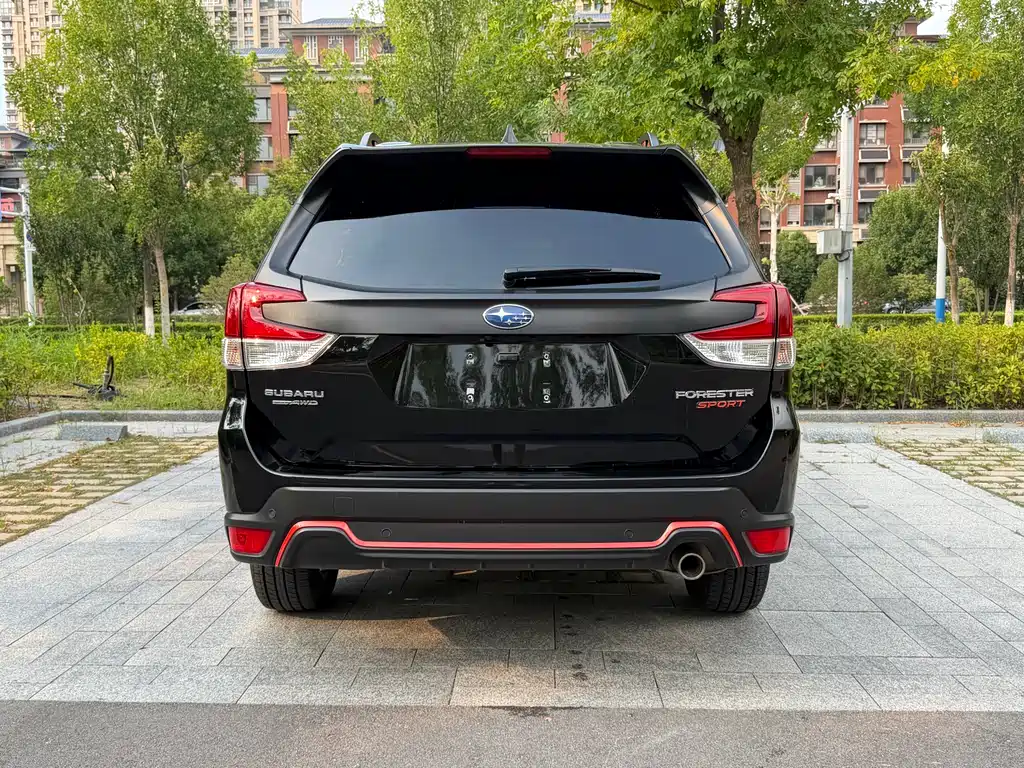 Subaru Forester 2022 — фото 26