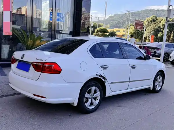 Volkswagen Lavida 2016