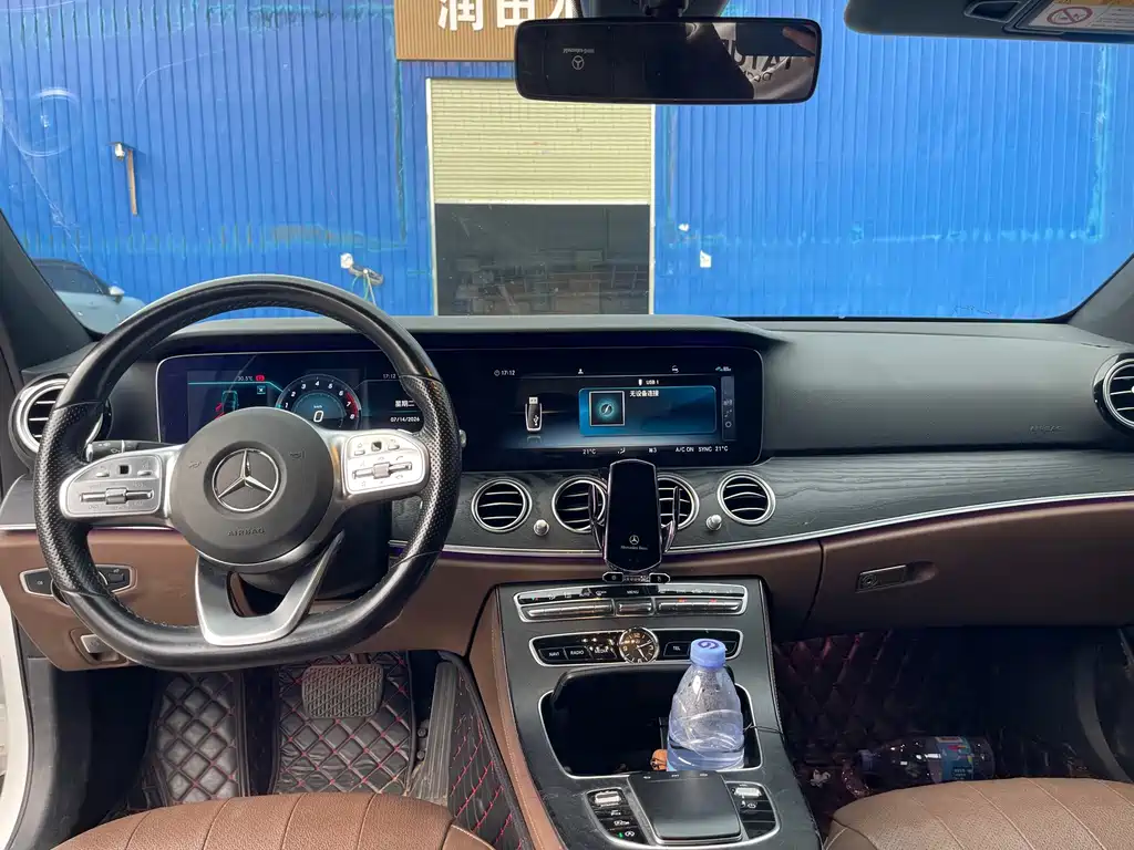 Mercedes-Benz E-Class 2020 — фото 9