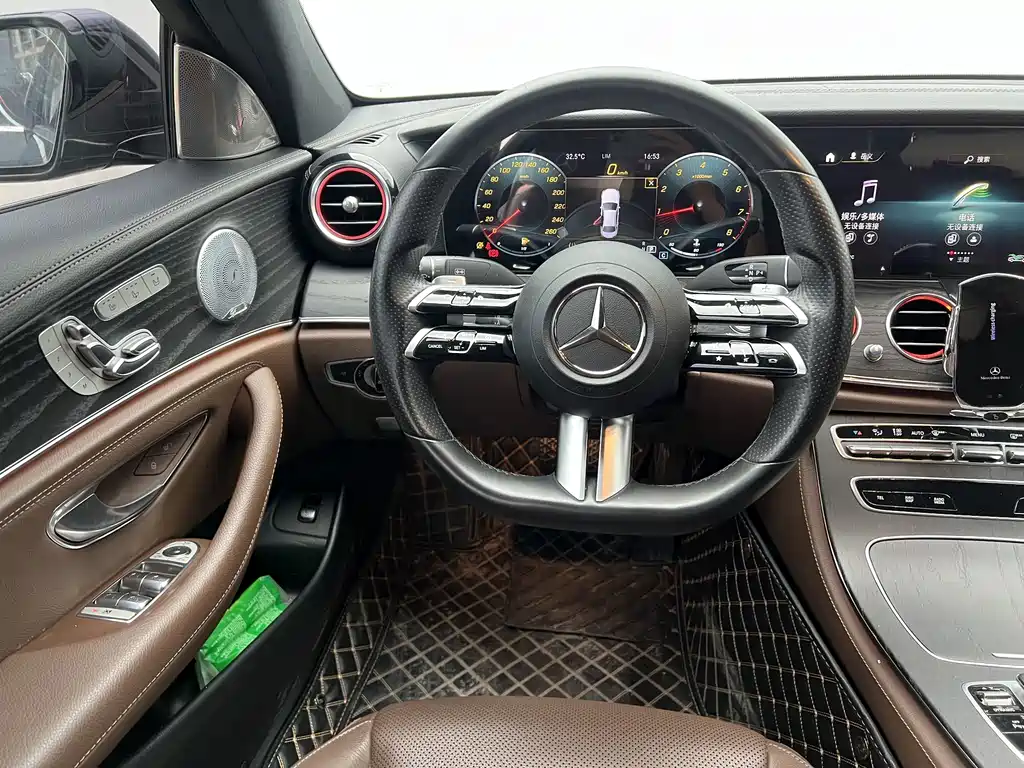 Mercedes-Benz E-Class 2021