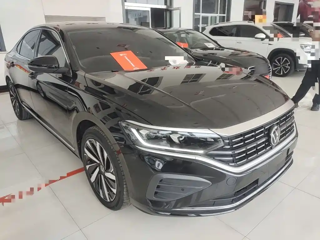 Volkswagen Passat 2024