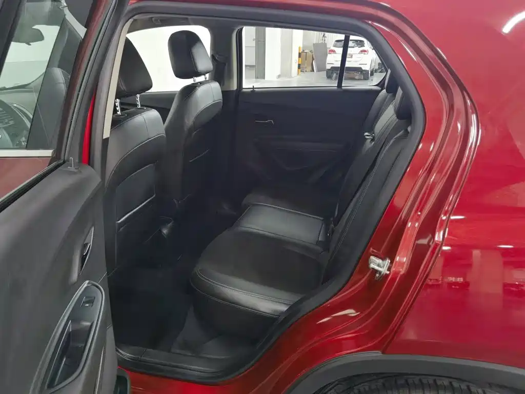 Chevrolet Trax 2016 — фото 15