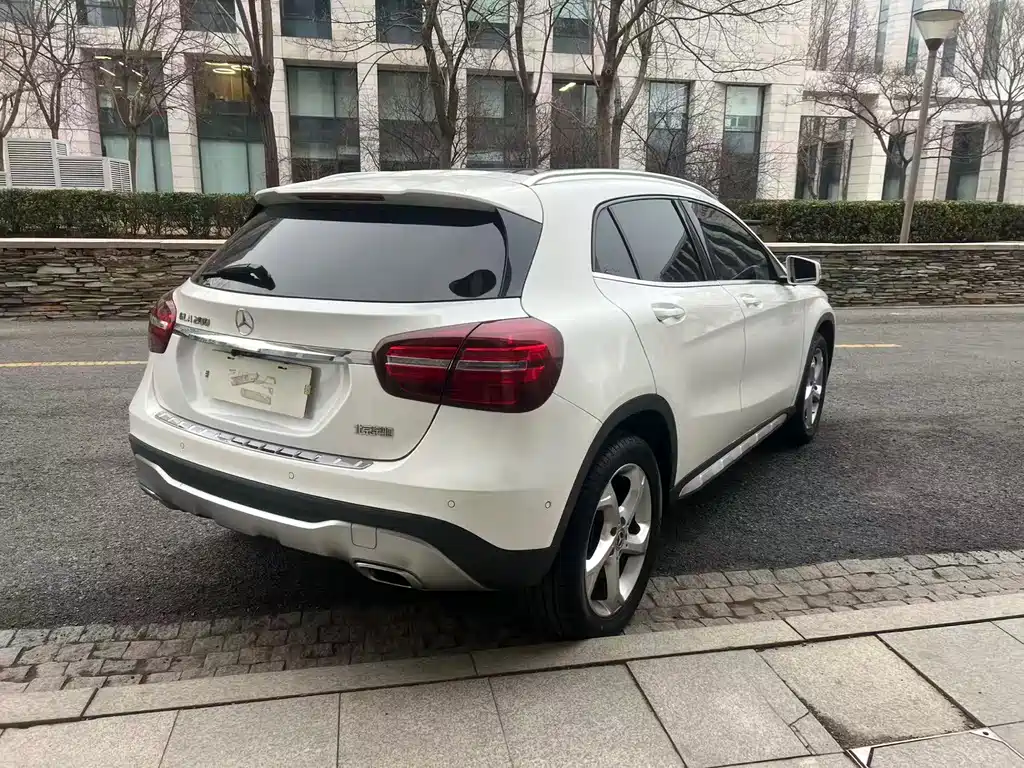 Mercedes-Benz GLA 2019 — фото 4