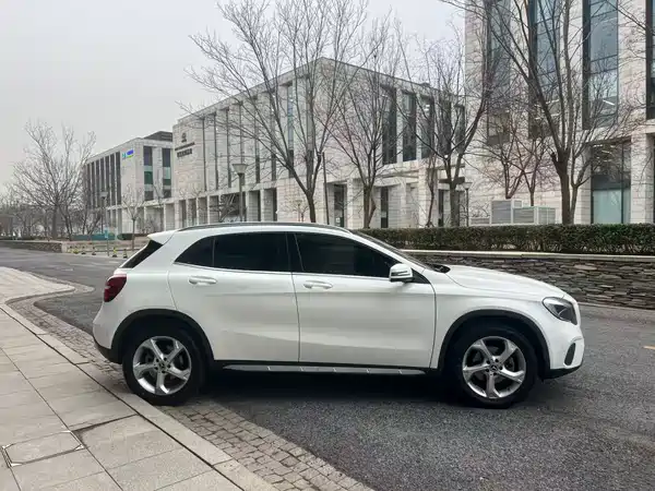 Mercedes-Benz GLA 2018