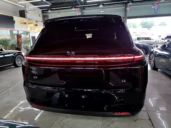 Li Auto L8 2024