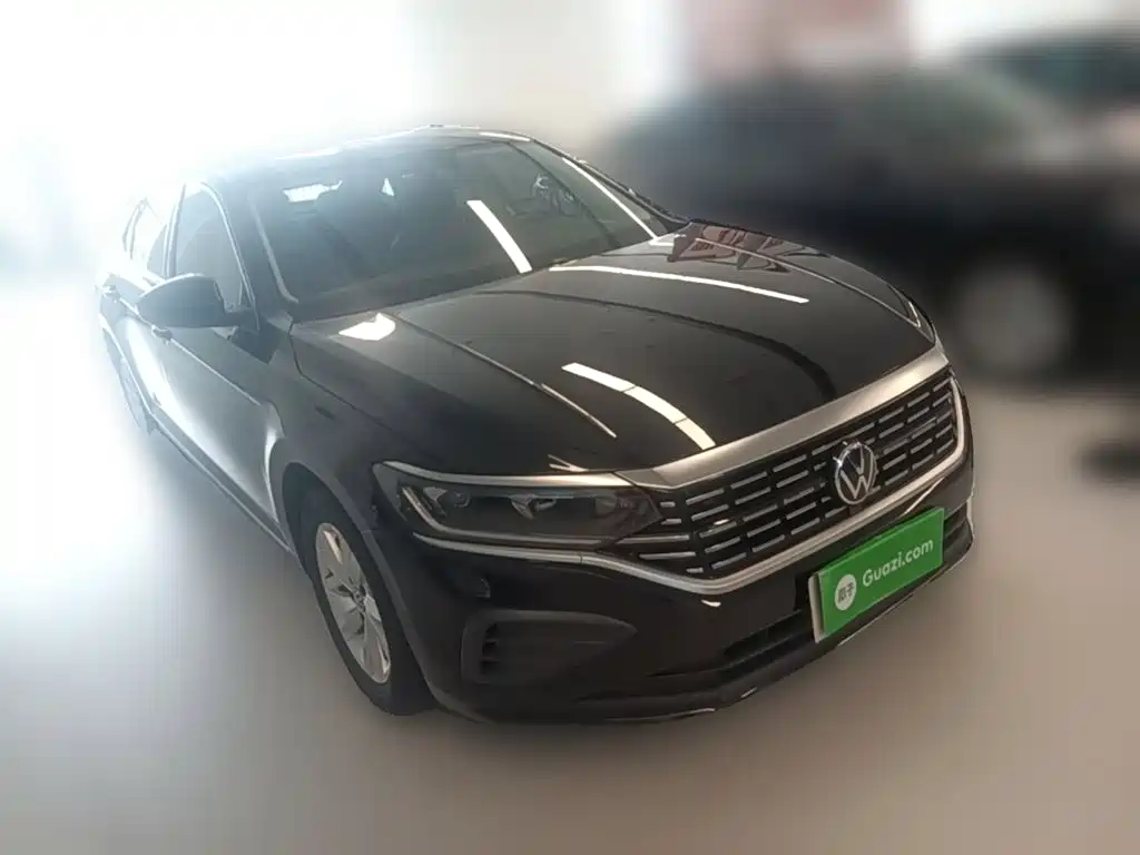 Volkswagen Passat 2025
