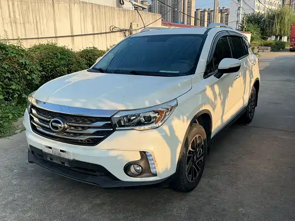 GAC Trumpchi GS4 2016