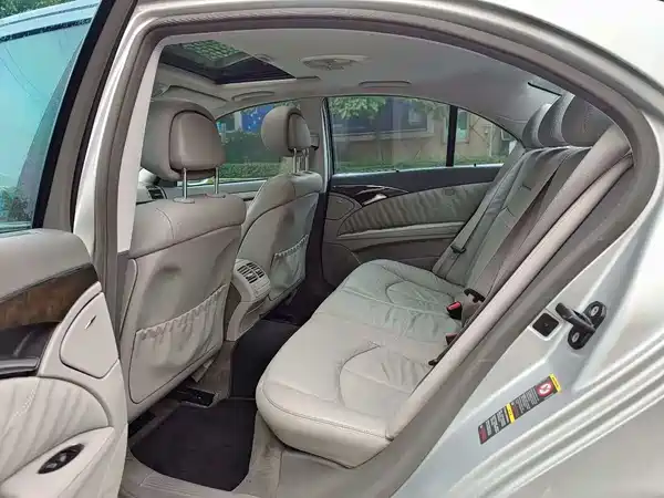 Mercedes-Benz E-Class 2008