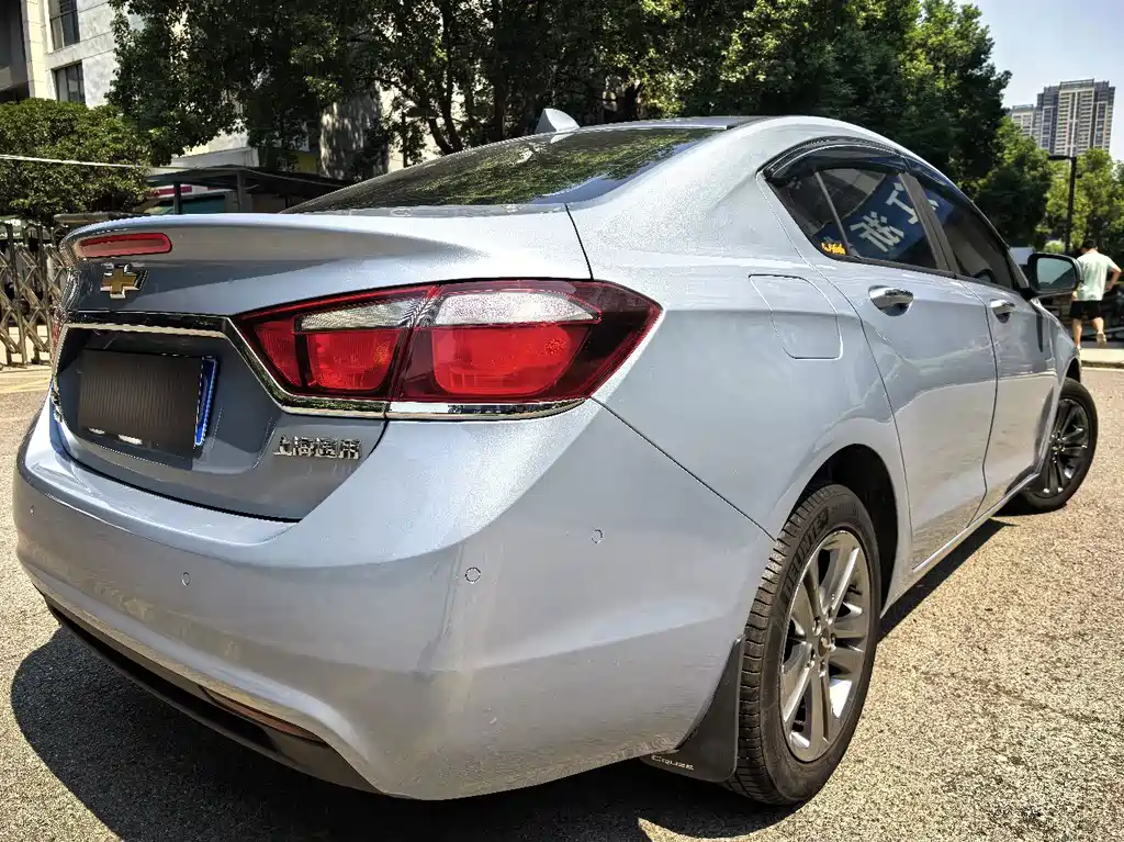 Chevrolet Cruze 2015 — фото 22
