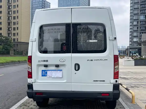 Maxus V80 2016
