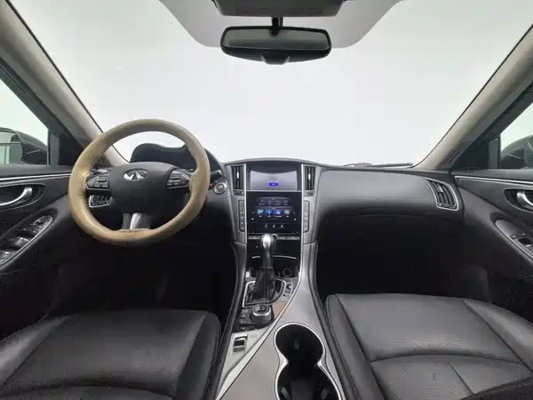 Infiniti Q50L 2017
