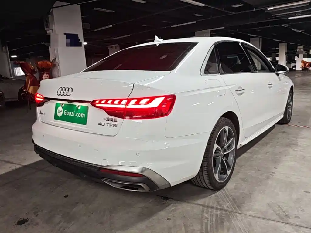 Audi A4L 2021