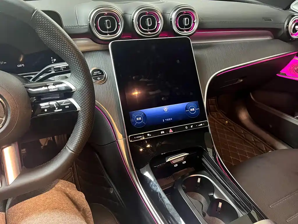 Mercedes-Benz C-Class 2023 — фото 11