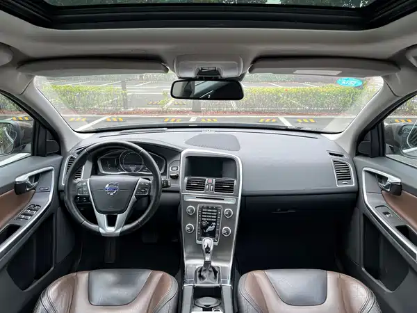 Volvo XC60 2016