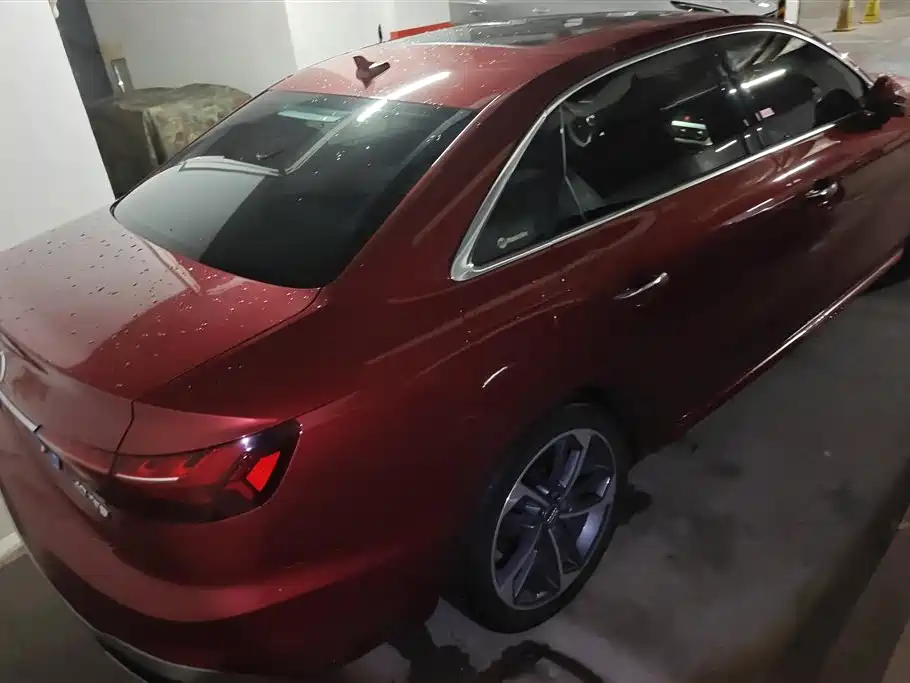 Audi A4L 2021
