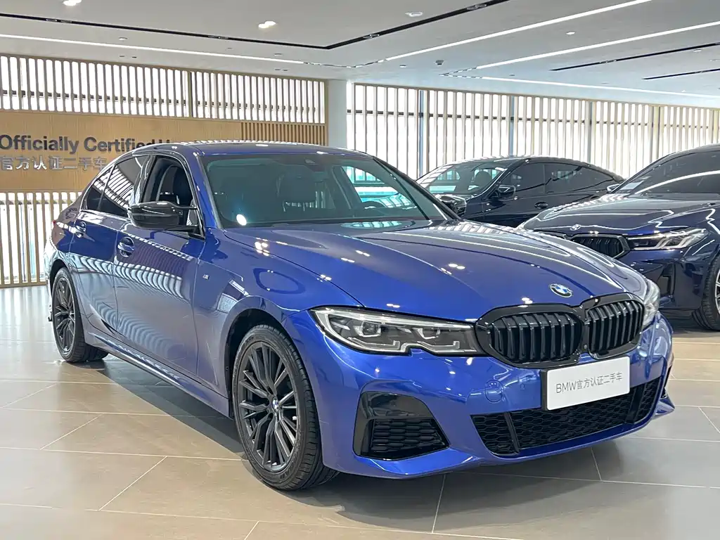 BMW 3 Series 2019 — фото 3