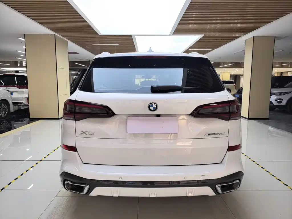 BMW X5 2023 — фото 13