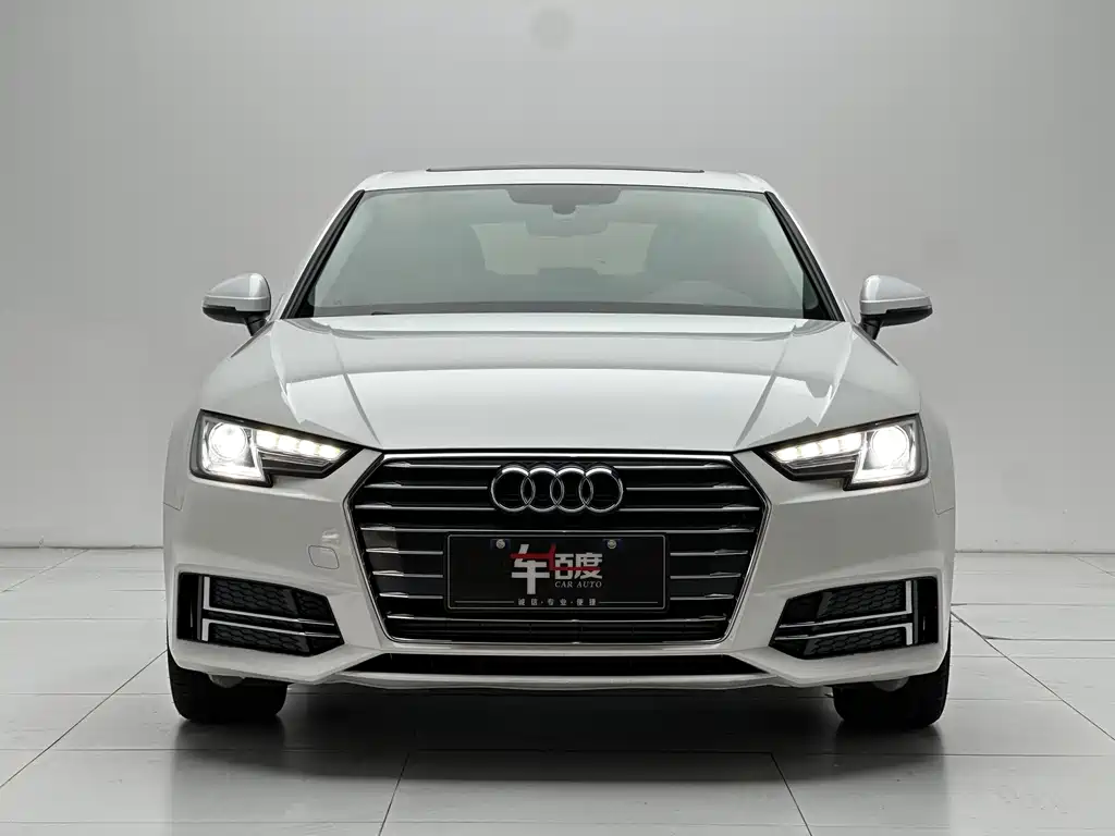 Audi A4L 2019