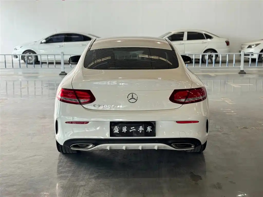 Mercedes-Benz C-Class 2018 — фото 17