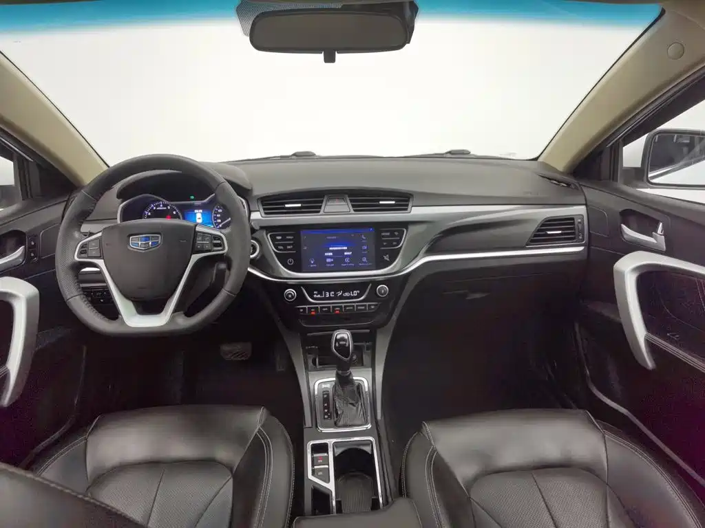 Geely Emgrand 2017